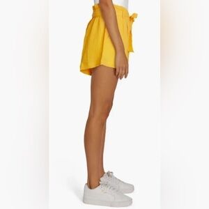 WILDFOX Tie Waist Cotton Gauze Paperbag Shorts- Honeycomb/ Size Medium